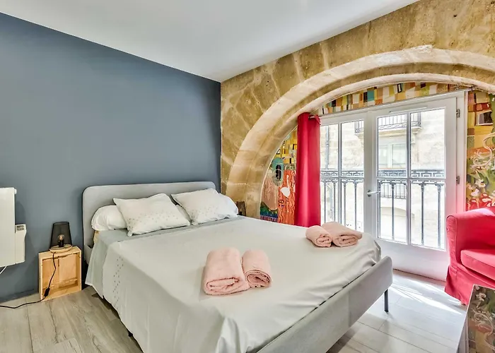 Alienor Place La Bourse Apartman Bordeaux