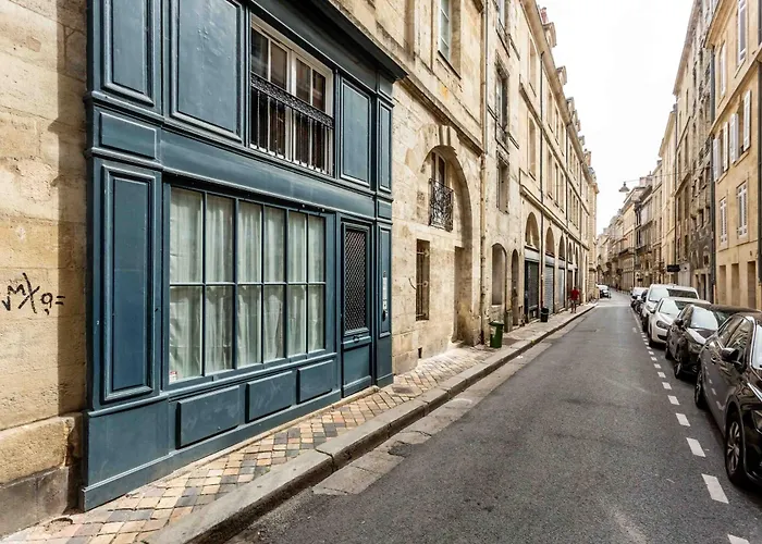 Apartment Alienor Place La Bourse *