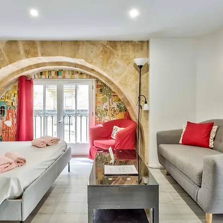 Alienor Place La Bourse Burdeos