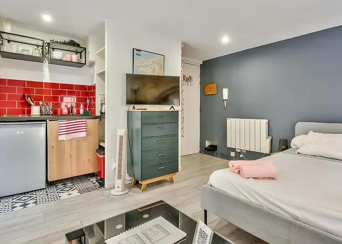 Alienor Place La Bourse *