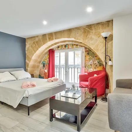 Alienor Place La Bourse *